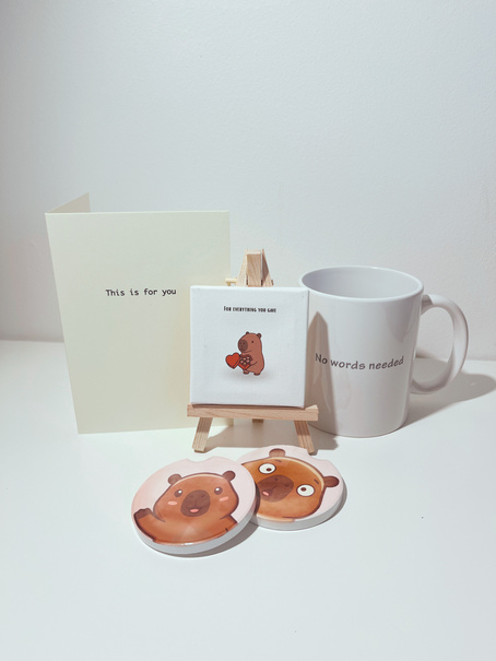Moments of Impact set met klassieke mok, mini canvas en Capybara-onderzetters